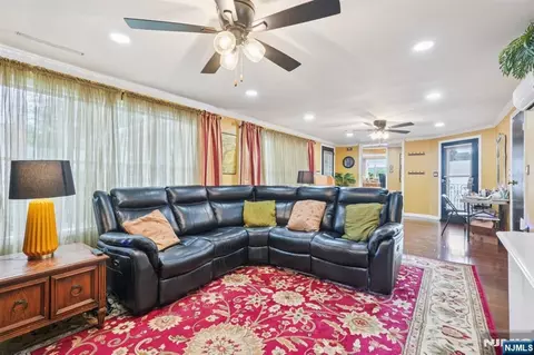 Living - 20 Leonard Ter, Wayne, NJ 07470 photo 4 of 5