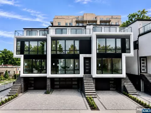 186 Prospect St, Fort Lee, NJ 07024