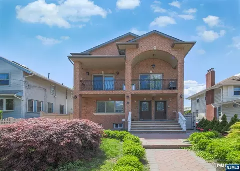 72 Brinkerhoff Ter, Palisades Park, NJ 07650