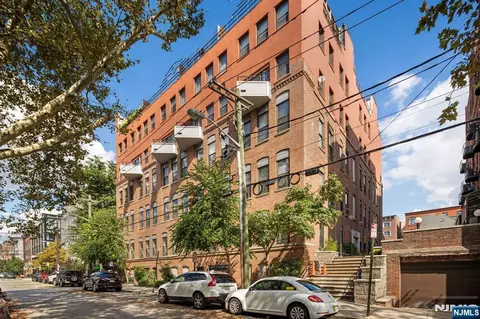 1021 Grand St #1A, Hoboken, NJ 07030
