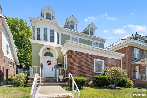 78-80 Girard Pl, Newark, NJ 07108