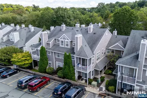 1293 Paddington Rd #A2, Mahwah, NJ 07430