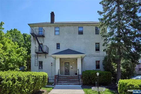 57 Brookway Ave #2D, Englewood, NJ 07631