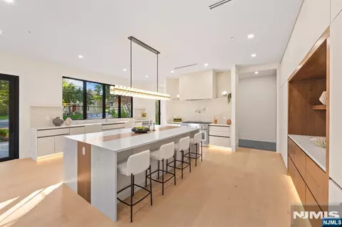 Kitchen - 236 Woodcrest Ave, Paramus, NJ 07652 photo 2 of 3