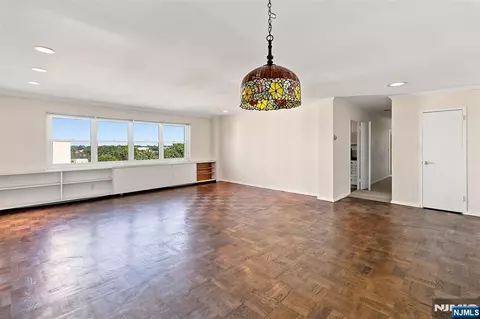 Living - 280 Prospect Ave #9B, Hackensack, NJ 07601 photo 2 of 5