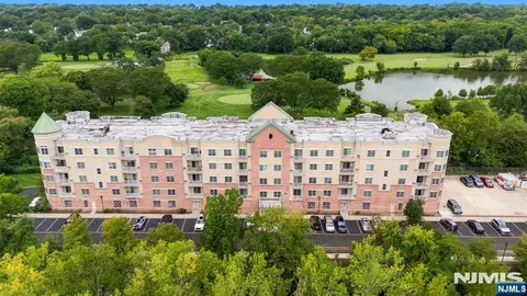 3404 Windsor Park Ct, Englewood, NJ 07631