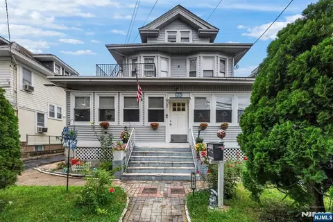 760-762 Parker St, Newark, NJ 07104