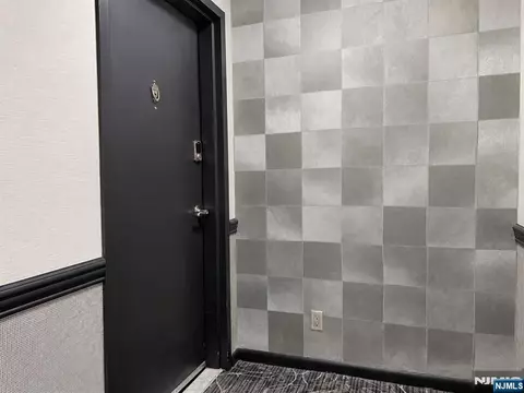 Entry Way - 344 Prospect Ave #4H, Hackensack, NJ 07601 photo 1 of 2