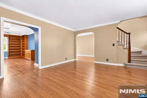185 E Palisade Ave #D11B, Englewood, NJ 07631