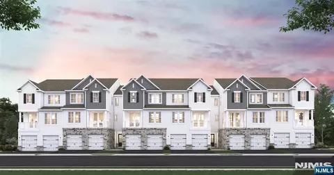 1701 Hamburg Tpke #622, Wayne, NJ 07470