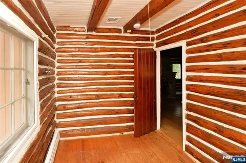 Entry Way - 100 Tower Rd, Wayne, NJ 07470 photo 2 of 2