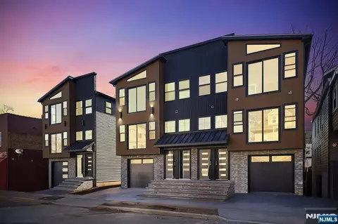 136 N 17th, East Orange, NJ 07017