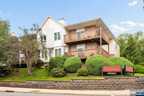4 Di Donna Ct #A004, Clifton, NJ 07013