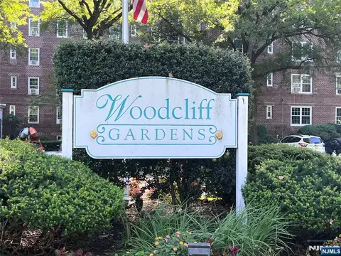8400 Boulevard E, North Bergen, NJ 07047