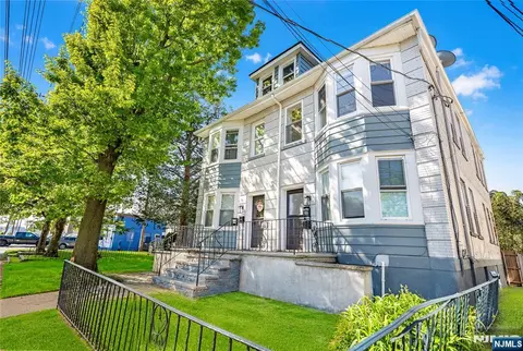 183 Bergen Tpke, Ridgefield Park, NJ 07660