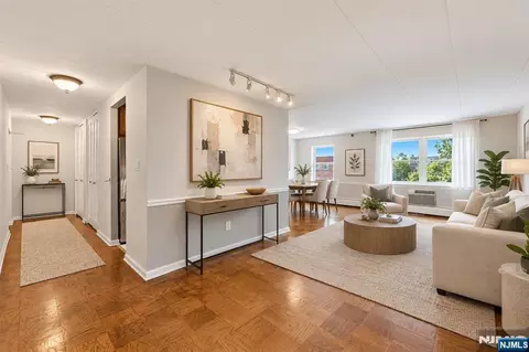 Entry Way - 25 Jefferson St #6D, Hackensack, NJ 07601 photo 2 of 2