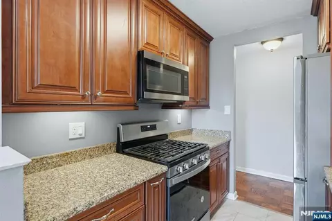 Kitchen - 25 Jefferson St #6D, Hackensack, NJ 07601 photo 3 of 4