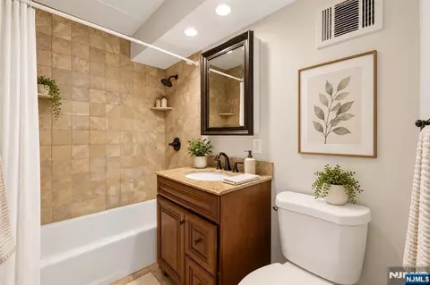 Bath - 25 Jefferson St #6D, Hackensack, NJ 07601 photo 1 of 2