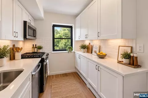 Kitchen - 214 Prospect Ave #143C, Hackensack, NJ 07601 photo 1 of 3