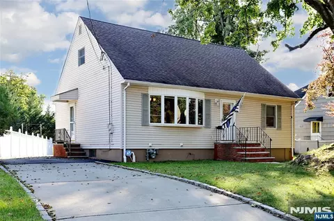 741 Pompton Ave, Cedar Grove, NJ 07009