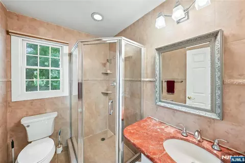 Bath - 219 Morningside Rd, Paramus, NJ 07652 photo 2 of 3