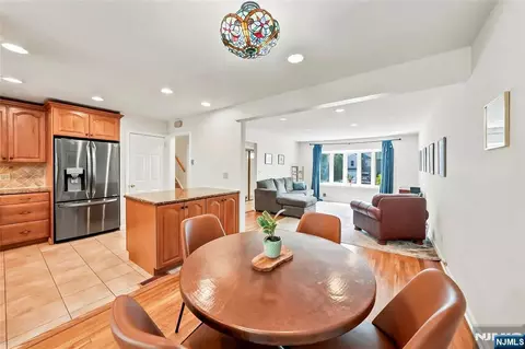 Dining - 219 Morningside Rd, Paramus, NJ 07652 photo 2 of 3