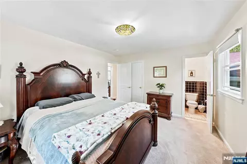 Bedroom - 219 Morningside Rd, Paramus, NJ 07652 photo 2 of 5