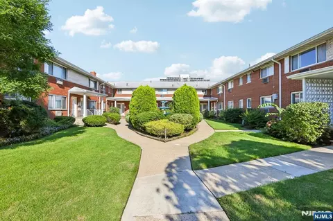 1315 Anderson Ave #26, Fort Lee, NJ 07024