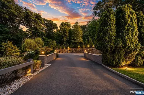 Other - 14 E Hill Ct, Cresskill, NJ 07626 photo 3 of 9