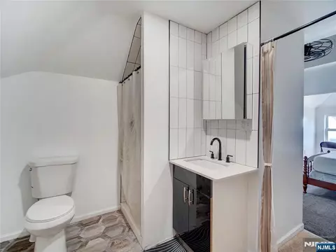 139-141 Richelieu Ter, Newark, NJ 07106
