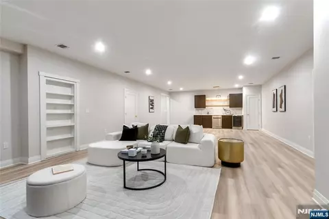 Living - 333 Harrison St, Paramus, NJ 07652 photo 7 of 7