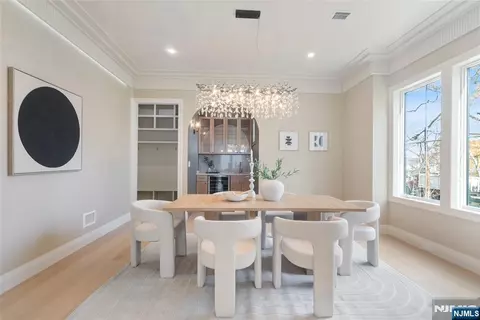 Dining - 333 Harrison St, Paramus, NJ 07652 photo 1 of 3