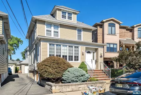 151 Summit Ave, Cliffside Park, NJ 07010