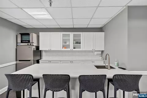 Kitchen - 326 Prospect Ave #9J, Hackensack, NJ 07601 photo 6 of 6