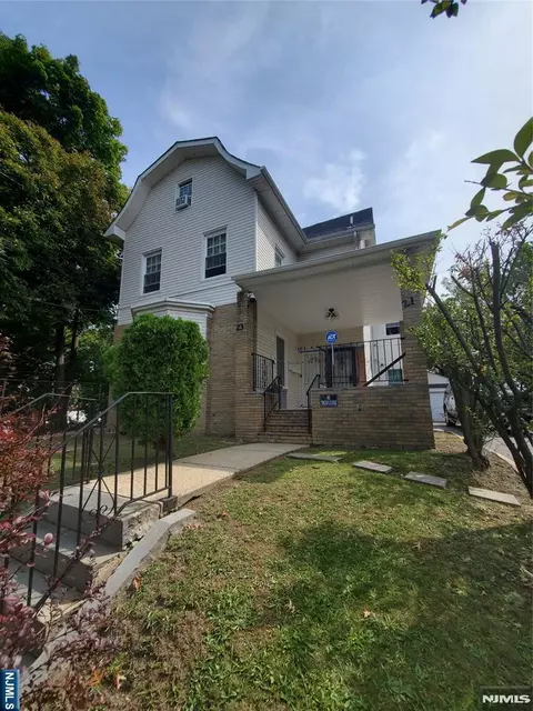21-23 Roseville Ave, Newark, NJ 07107