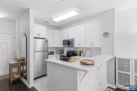 26 Ave At Port Imperial #313, West New York, NJ 07093
