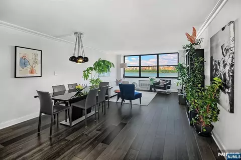 7004 Boulevard E #9M, Guttenberg, NJ 07093