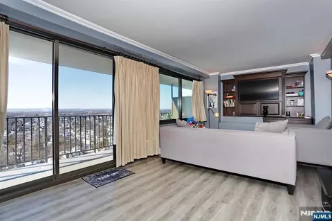 Living - 277 Prospect Ave #18H, Hackensack, NJ 07601 photo 3 of 5