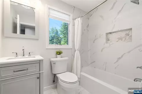 Bath - 331 Elmwood Dr, Paramus, NJ 07652 photo 1 of 5