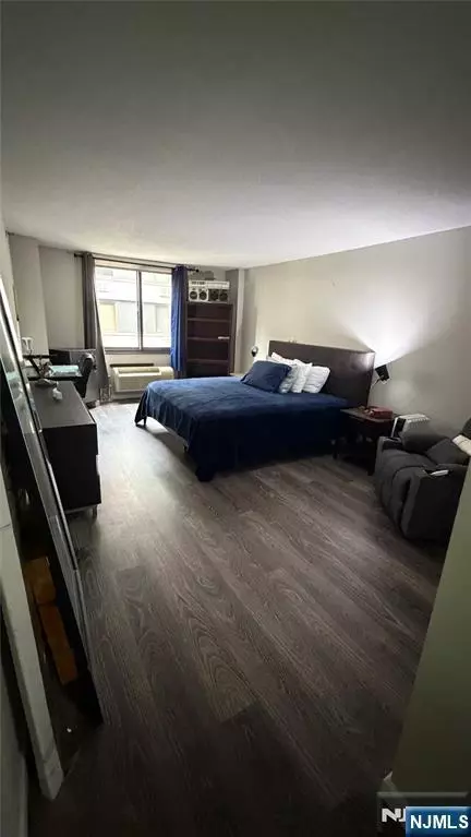 Bedroom - 326 Prospect Ave #11G, Hackensack, NJ 07601 photo 3 of 4