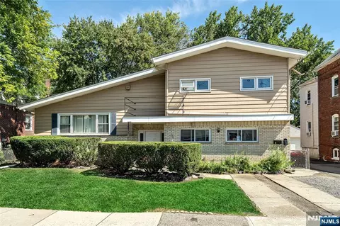310 Main St, South Hackensack, NJ 07606