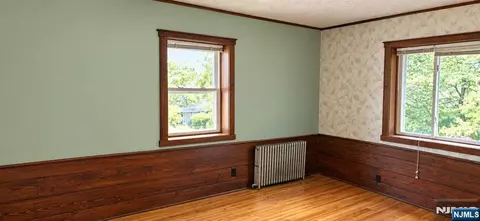 Bedroom - 1486 Alps Rd, Wayne, NJ 07470 photo 3 of 4