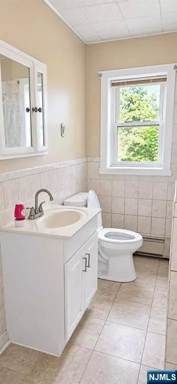 Bath - 1486 Alps Rd, Wayne, NJ 07470 photo 1 of 2