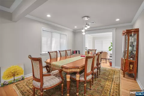 Dining - 318 Briarcliff Ln, Paramus, NJ 07652 photo 1 of 2