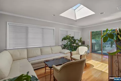 Other - 318 Briarcliff Ln, Paramus, NJ 07652 photo 1 of 6