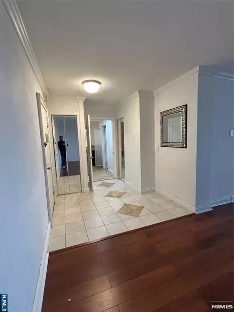 2200 Central Rd #9W, Fort Lee, NJ 07024