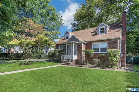979 River Rd, New Milford, NJ 07646