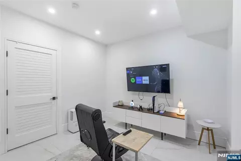 Other - 151 Stuart St, Paramus, NJ 07652 photo 12 of 15