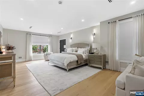Bedroom - 151 Stuart St, Paramus, NJ 07652 photo 1 of 5