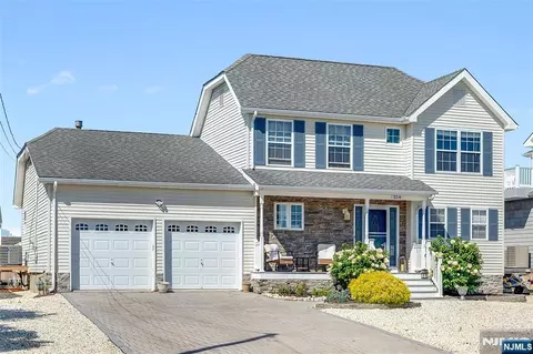 314 Bay Shore Dr, Barnegat, NJ 08005